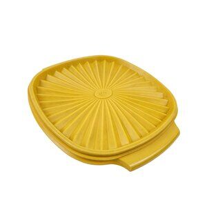 Vintage Tupperware Bowl Square Servalier Harvest Gold Sunburst Lid 6 cup Yellow